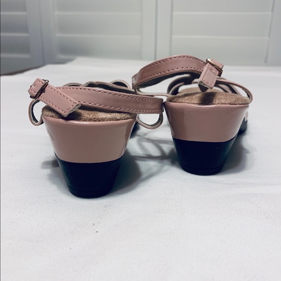 Soft Style blush and black wedges size 8.5 narrow - Picture 4 of 12